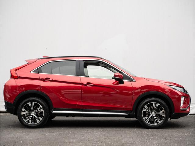 Mitsubishi ECLIPSE Cross 1.5 DI-T 164pk First Edition Head up/ Stoelverwarming/ Camera/ Cruise control/ 18" Lmv/ Carplay/ Navigatie Apps