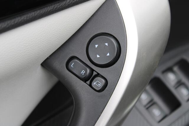Mitsubishi ECLIPSE Cross 2.4 PHEV Instyle PANORAMA