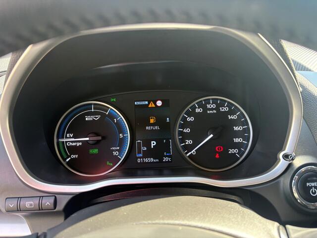 Mitsubishi ECLIPSE Cross 2.4 PHEV Black Edition | Navi | Camera | Cruise | 11.659 km Dealeronderhouden