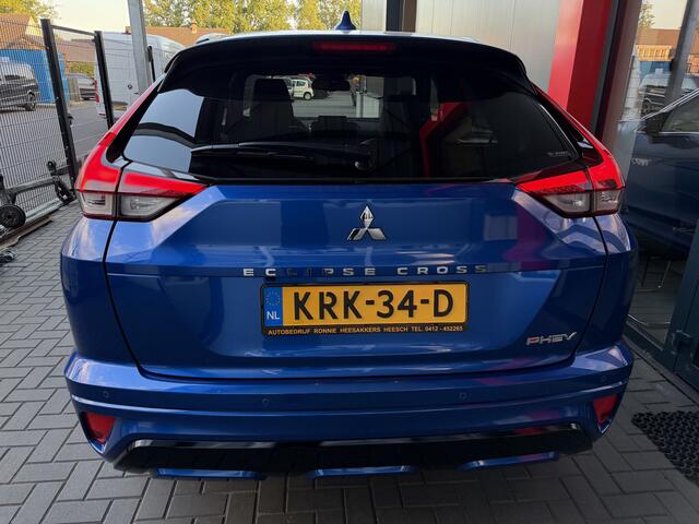 Mitsubishi ECLIPSE Cross 2.4 PHEV Black Edition HUD Leder ACC Navi 360 ° Dealer Onderhouden Standkachel Keyless entry & start Stuurverwarming Stoelverwarming voor & achter Climate PDC LM velgen BTW auto