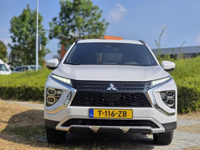 Mitsubishi ECLIPSE Cross 2.4 PHEV Intense+
