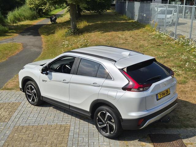Mitsubishi ECLIPSE Cross 2.4 PHEV Intense+