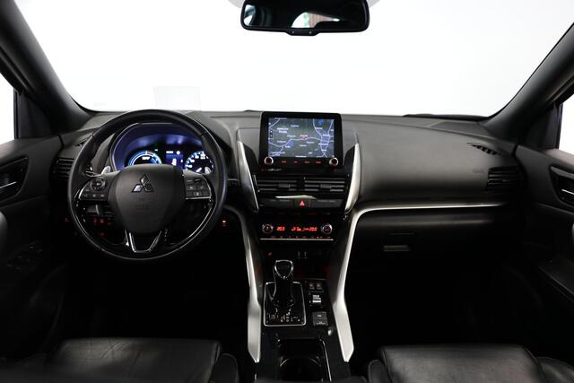 Mitsubishi ECLIPSE Cross 2.4 PHEV Instyle | Schuif- kanteldak | Trekhaak | Leer
