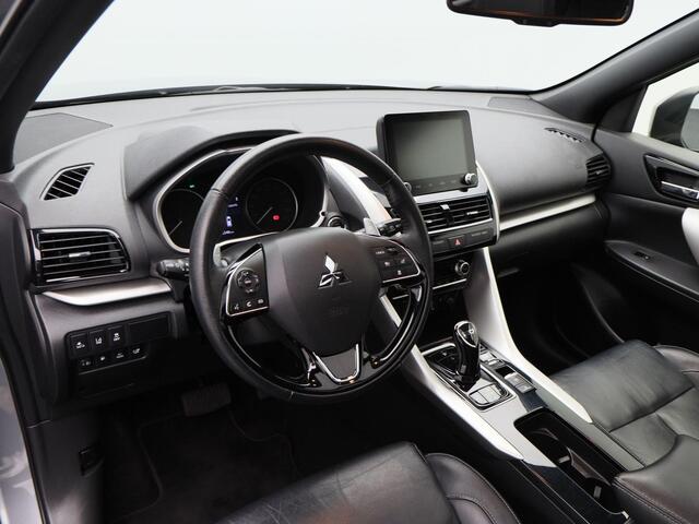 Mitsubishi ECLIPSE Cross 2.4 PHEV Prestige | Stoelverwarming | Camera | Panoramadak | Climatronic | Navigatie | CarPlay | 19 inch | 86.363 Km !!