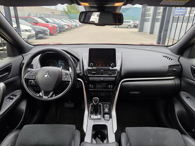 Mitsubishi ECLIPSE Cross 2.4 PHEV Black Edition | Navigatie | 360º Camera | Stoel en stuurverwarming |
