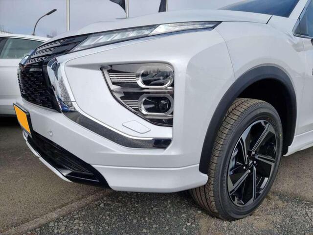 Mitsubishi ECLIPSE Cross 2.4 PHEV EXECUTIVE SPORT 360 Camera | Stuurverwarming | Sportpakket
