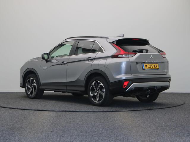 Mitsubishi ECLIPSE Cross 2.4 PHEV Intense+ | Trekhaak 1500KG | Lederen bekleding | Navigatie | Achteruitrij camera | Climate control | Stoelverwarming | Standkachel |