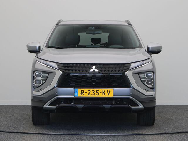 Mitsubishi ECLIPSE Cross 2.4 PHEV Intense+ | Trekhaak 1500KG | Lederen bekleding | Navigatie | Achteruitrij camera | Climate control | Stoelverwarming | Standkachel |