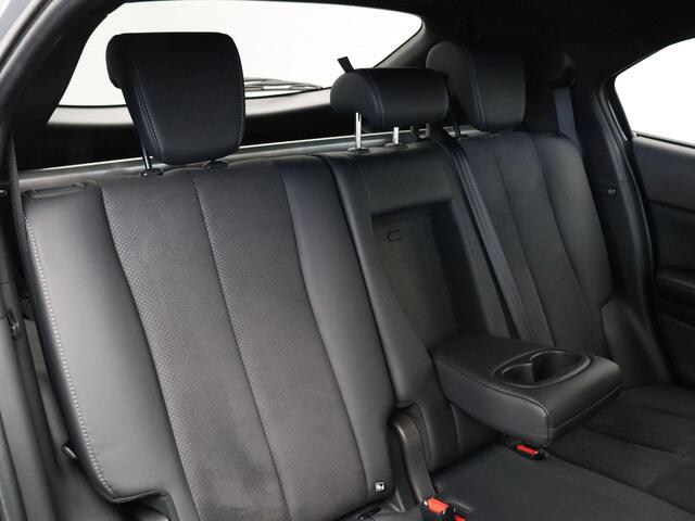 Mitsubishi ECLIPSE Cross 2.4 PHEV Intense+ | Trekhaak 1500KG | Lederen bekleding | Navigatie | Achteruitrij camera | Climate control | Stoelverwarming | Standkachel |
