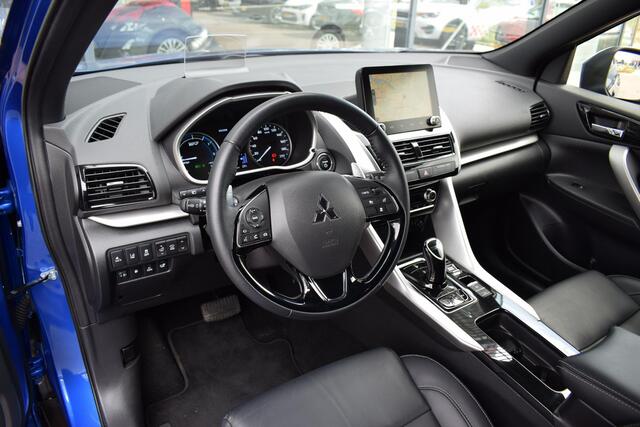 Mitsubishi ECLIPSE Cross 2.4 PHEV Intense | Leer | HUD | 360 Cam. | Stuur- en Stoelverwarming