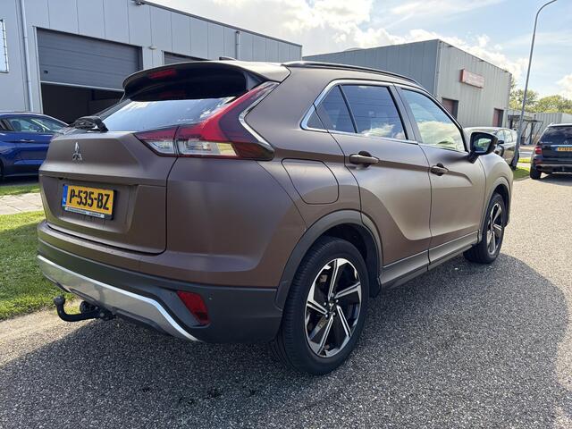 Mitsubishi ECLIPSE Cross 2.4 PHEV Intense+ NAVI/LM/CAMERA/CARPLAY/CRUISE