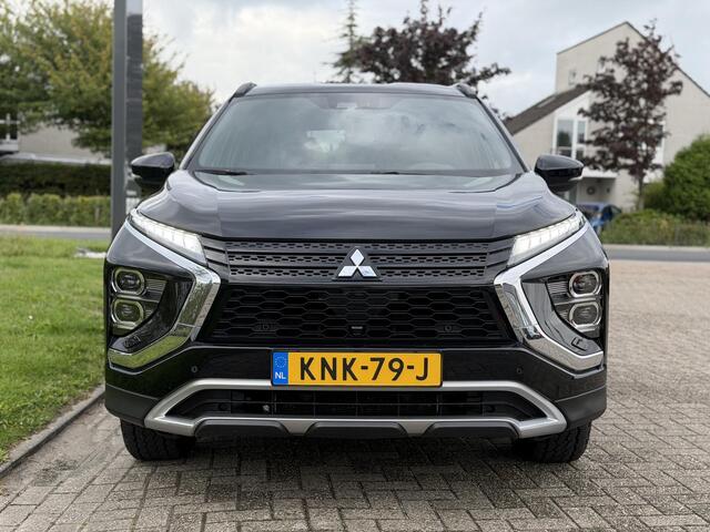 Mitsubishi ECLIPSE Cross 2.4 PHEV Intense+