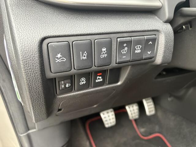 Mitsubishi ECLIPSE Cross 1.5 DI-T Intense S | Leer | Parkeersensoren | HUD