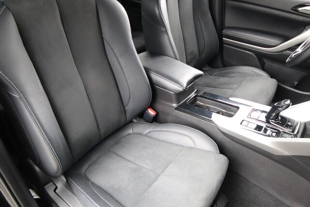 Mitsubishi ECLIPSE Cross 2.4 PHEV Executive NL-Auto, Dealer O.H.