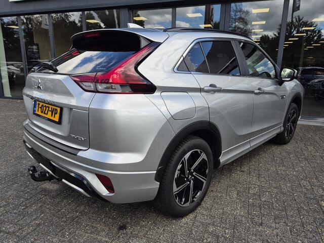 Mitsubishi ECLIPSE Cross 2.4 PHEV Executive | Navigatie | Trekhaak |
