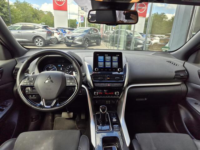 Mitsubishi ECLIPSE Cross 2.4 PHEV Executive | Navigatie | Trekhaak |