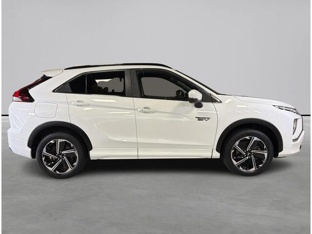 Mitsubishi ECLIPSE Cross 2.4 PHEV Executive 360 camera, Adaptieve cruise controle