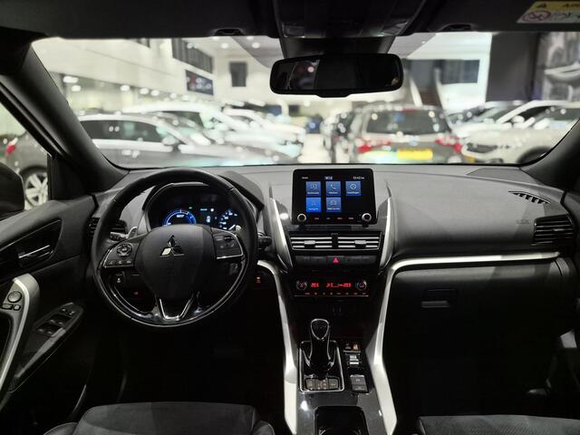 Mitsubishi ECLIPSE Cross 2.4 PHEV Intense+ | Camera | Navigatie | Stoelverwarming | Climate Control |