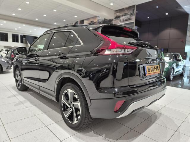 Mitsubishi ECLIPSE Cross 2.4 PHEV Intense+ | Camera | Navigatie | Stoelverwarming | Climate Control |
