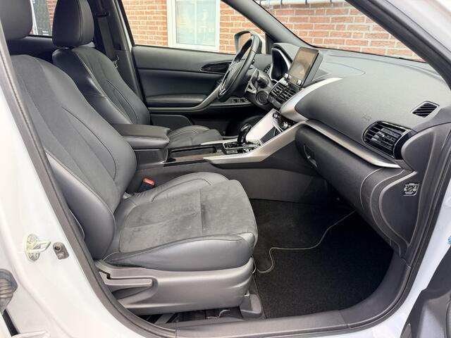 Mitsubishi ECLIPSE Cross 2.4 PHEV Black Edition *Winterpakket*