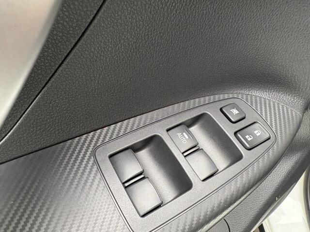 Mitsubishi ECLIPSE Cross 1.5 DI-T Intense | Trekhaak | Bearlock