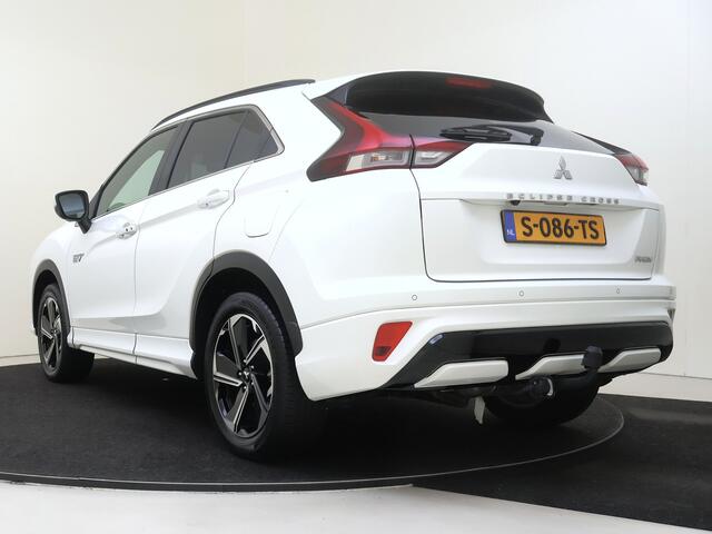 Mitsubishi ECLIPSE Cross 2.4 PHEV Instyle | Leder | Trekhaak | Camera | Carplay | Schuifdak |