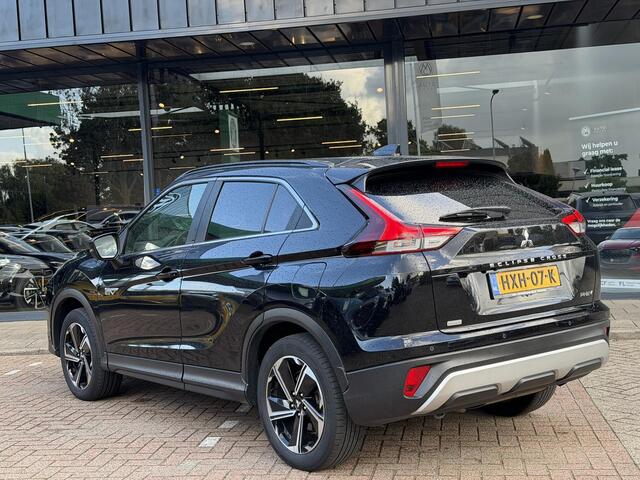 Mitsubishi ECLIPSE Cross 2.4 PHEV Intense+ AWD | CAMERA | ELEKTRISCH VERSTELBARE STOELEN | STOELVERWARMING | STOEL KOELING | NAVIGATIE | LED | APPLE CARPLAY / ANDROID AUTO | ADAPTIEVE CRUISECONTROL |