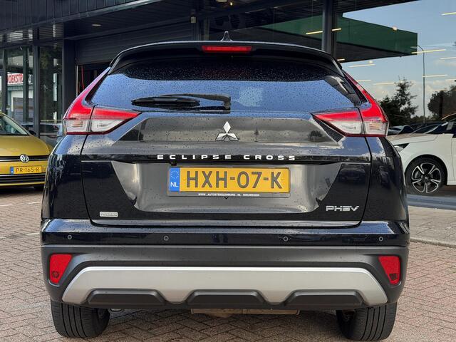 Mitsubishi ECLIPSE Cross 2.4 PHEV Intense+ AWD | CAMERA | ELEKTRISCH VERSTELBARE STOELEN | STOELVERWARMING | STOEL KOELING | NAVIGATIE | LED | APPLE CARPLAY / ANDROID AUTO | ADAPTIEVE CRUISECONTROL |