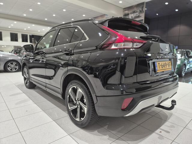 Mitsubishi ECLIPSE Cross 2.4 PHEV Intense+ | Trekhaak | Stoelverwarming | Navigatie | Climate Control |