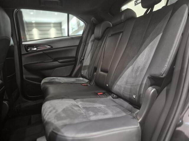 Mitsubishi ECLIPSE Cross 2.4 PHEV Intense+ | Trekhaak | Stoelverwarming | Navigatie | Climate Control |