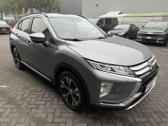 Mitsubishi ECLIPSE Cross 1.5 DI-T First Edition (Trekhaak (1.600kg) - Camera - Leder incl stoelverwarming - Parkeersensoren V+A - Keyless Entry - Head up)