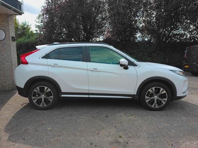 Mitsubishi ECLIPSE Cross 1.5 DI-T Intense S VOL OPTIES|DEALER ONDERHOUDEN!