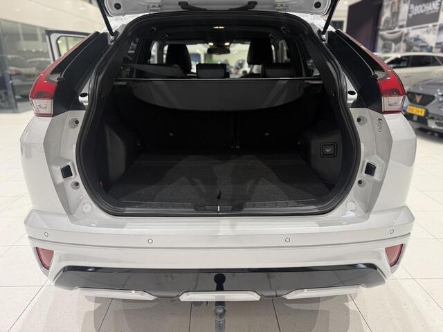 Mitsubishi ECLIPSE Cross 2.4 PHEV Executive | Trekhaak | Stoelverwarming | Adaptive Cruise Control | Navigatie |