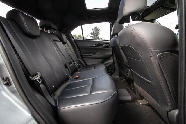 Mitsubishi ECLIPSE Cross 2.4 PHEV Prestige - Schuif/kanteldak | Stoel + stuurverw. | Trekhaak | Leer