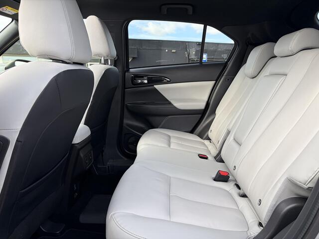 Mitsubishi ECLIPSE Cross 2.4 PHEV Black Edition incl. Trekhaak!