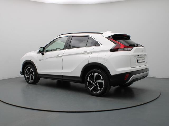 Mitsubishi ECLIPSE Cross 185pk PHEV Intense+ Automaat Camera | Cruise | Navi | Parkeersens. v+a | Stoelverw.