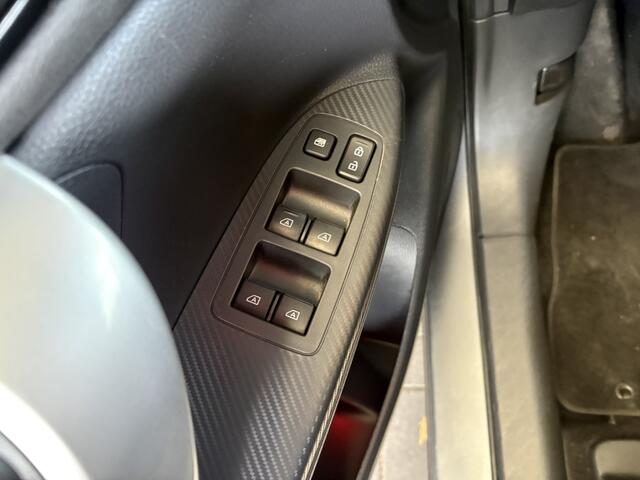 Mitsubishi ECLIPSE Cross 2.4 PHEV Intense+ | Carplay | Stoelverwarming | Cruise Control