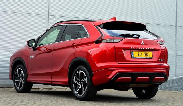 Mitsubishi ECLIPSE Cross PHEV 2.4 EXECUTIVE 4WD | PLUG IN HYBRID | SoH 94% | V2H | ADAPTIEF CRUISE | ALL SEASON BANDEN | TREKHAAK 1500 KG | DODEHOEK ASSISTENT | 360 CAMERA | FABRIEKSGARANTIE TOT 12-06-2033* | NP € 48.616,- | ALL IN RIJKLAA – foto 8