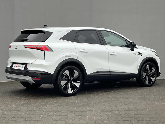 Mitsubishi GRANDIS 1.8 HEV Instyle / 2.000,- Euro Introductievoordeel / 8 Jaar Fabrieksgarantie! / Elektrochromatisch glazen Panoramadak / 360° Camera / Google Maps Navigatie / Stuurwiel- en Stoelverwarming voor / Adaptieve Cruise Control / Verwarmde Voorruit / Climate Cont