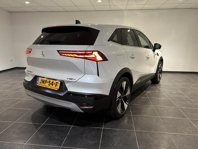 Mitsubishi GRANDIS 1.8 HEV Instyle | DEMO | Panoramadak | Harman / Kardon | Stoel + stuurverwarming |