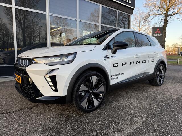 Mitsubishi GRANDIS 1.8 HEV Instyle | Panoramadak | Harman Kardon