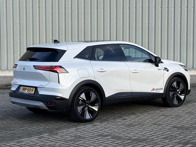 Mitsubishi GRANDIS 1.8 HEV Instyle / Lederen Bekleding / Stoel- en Stuurverwarming / Google Maps Navigatie / Harman/Kardon Audio / 360 Graden Camera / Panoramadak / Elektrisch Verstelbare Stoel / Elektrische Kofferbak / Adaptive Cruise Control /