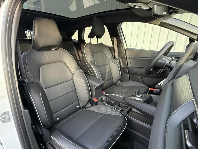 Mitsubishi GRANDIS 1.8 HEV Instyle / Lederen Bekleding / Stoel- en Stuurverwarming / Google Maps Navigatie / Harman/Kardon Audio / 360 Graden Camera / Panoramadak / Elektrisch Verstelbare Stoel / Elektrische Kofferbak / Adaptive Cruise Control /