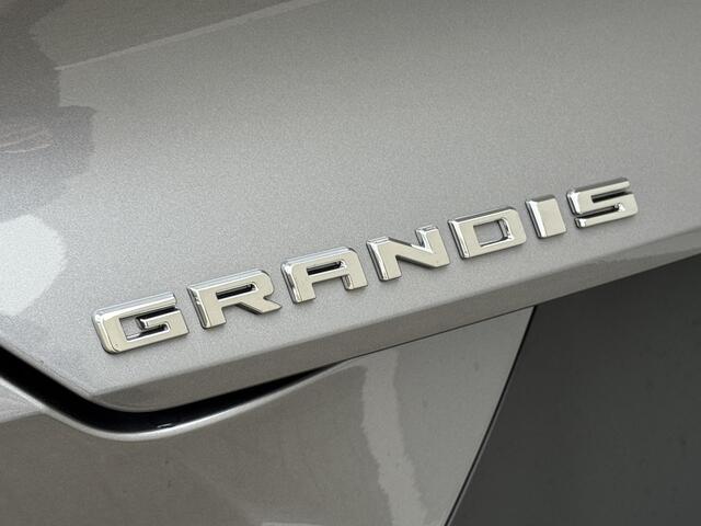 Mitsubishi GRANDIS 1.8 HEV Intense / ¤1.000,- Euro Introductievoordeel / 8 Jaar Fabrieksgarantie! / Nieuw Uit Voorraad Leverbaar / Achteruitrijcamera / Apple Carplay & Android Auto / Keyless Entry & Start / Climate Control /