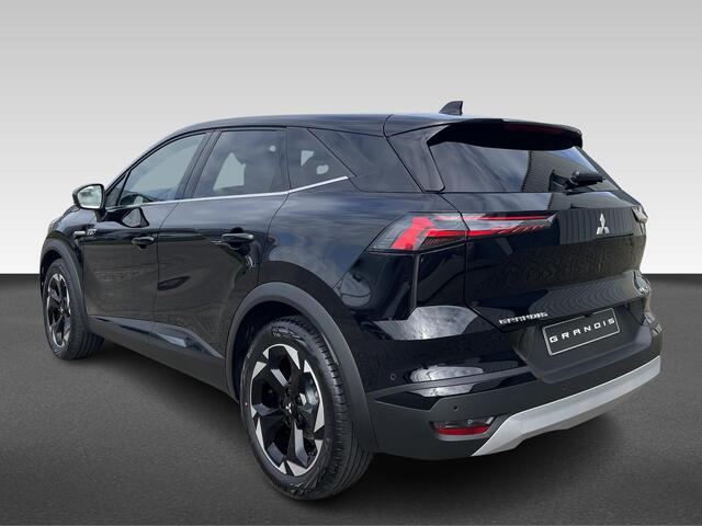 Mitsubishi GRANDIS 1.8 HEV Intense+ MI-Pilot ¤ 3.500,- Registratie korting!