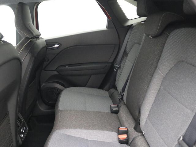 Mitsubishi GRANDIS 1.8 HEV First Edition / ¤2.500,- voordeel / Prijs is rijklaar / 8 Jaar Fabrieksgarantie / Direct leverbaar / Stuurwiel en Stoelverwarming / Adaptieve Cruise / Verwarmde Vooruit / Keyless Entry & Start / Climate Control /