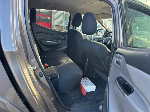 Mitsubishi L200 4*4 Cleartec Dubbel Cab airco