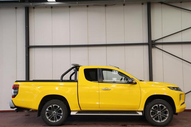 Mitsubishi L200 2.2 DI-D Club Cab Intense 4X4 4WD TREKHAAK – foto 3