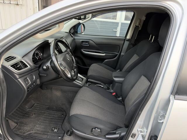 Mitsubishi L200 grijs kenteken – foto 3