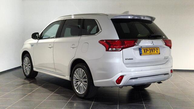 Mitsubishi OUTLANDER 2.4 PHEV Intense